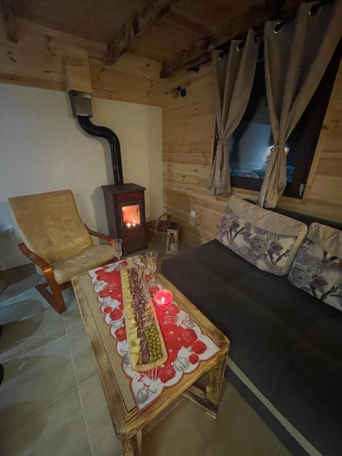 Family Home Masa Жабляк Экстерьер фото